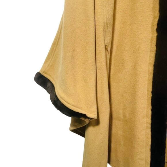Talbots Womens Camel Tan Cape Wool Cashmere Blend Faux Fur Trim Sz S Petite - Picture 3 of 10